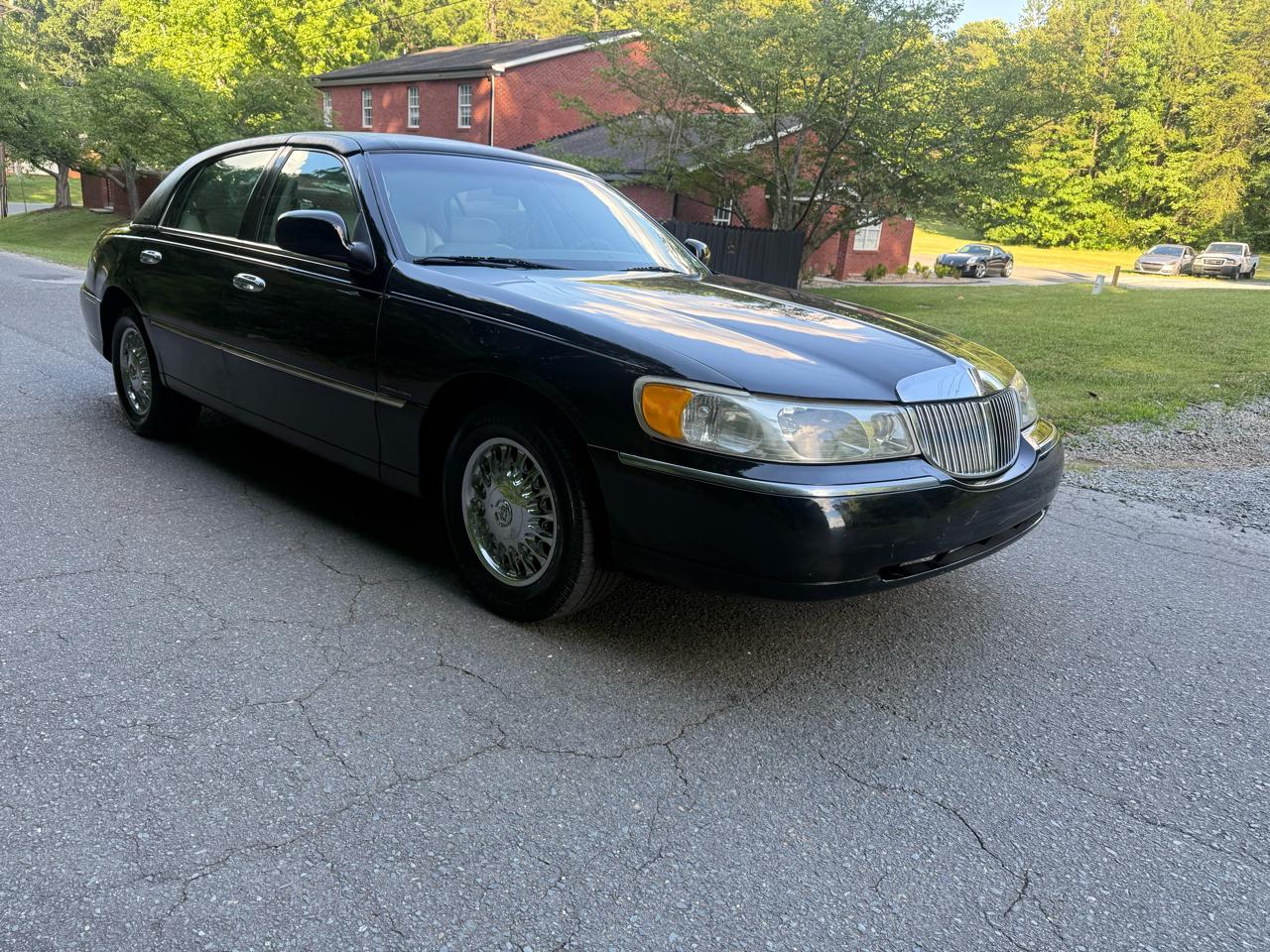 lincoln town car 1998 1LNFM81W3WY614272 image lincoln town car 1998 1LNFM81W3WY614272 image